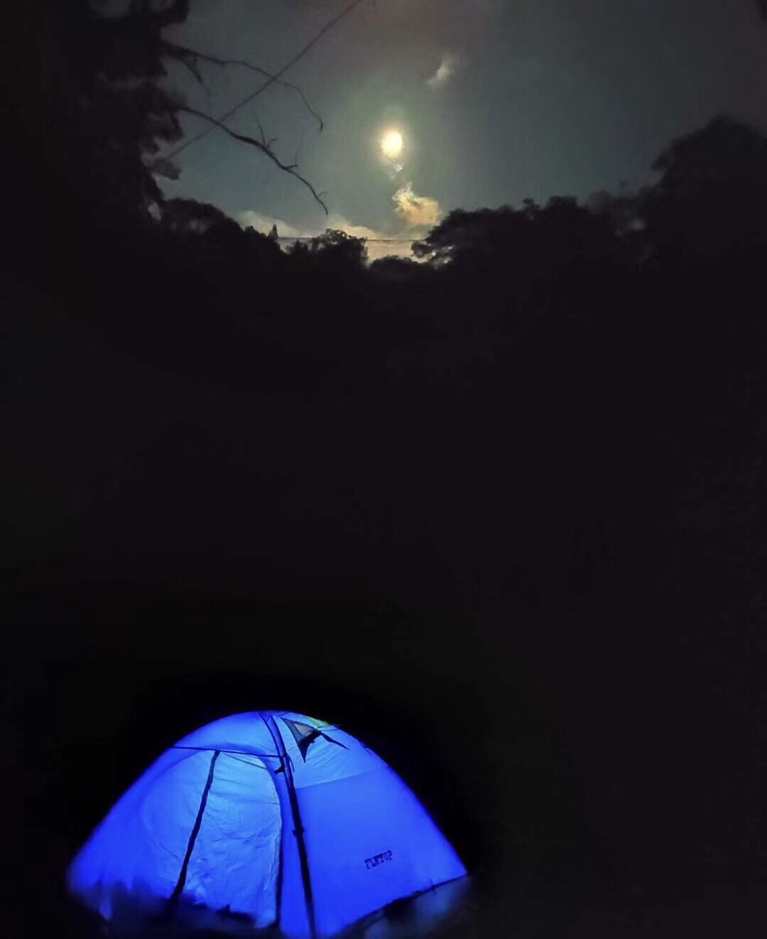 Double-layer Aluminum Pole Waterproof Tent